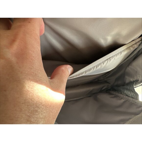 Timbuk2 Division Laptop Backpack Deluxe Grey Eco Static Gray Excellent Condition - Picture 9 of 11